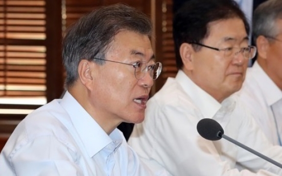Moon urges opposition to endorse extra budget to create jobs