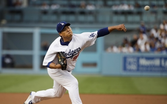 Ryu Hyun-jin near-perfect in 7 scoreless, Dodgers win 4th straight
