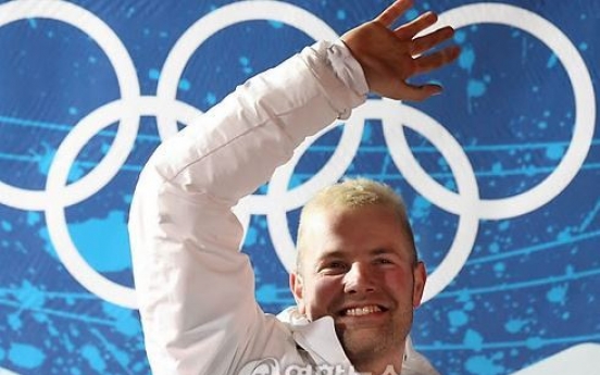 Ex-German Olympic bobsleigh champ named Korea luge coach