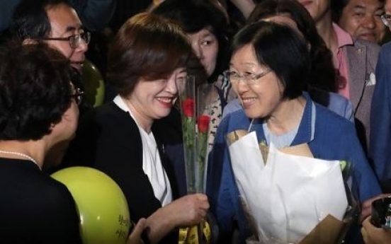 Ex-prime minister released from prison after two-year term over political funds