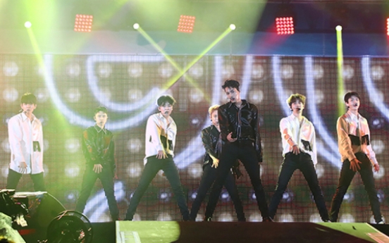 K-pop artists heat up Japan at A-nation 2017