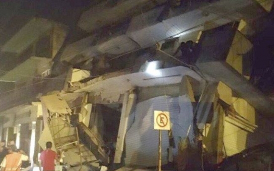 [Newsmaker] At least 5 dead as magnitude 8.2 quake rocks Mexico