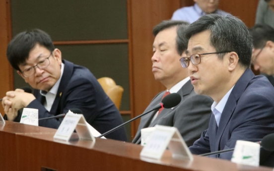 Korea reassures economy intact despite NK tension