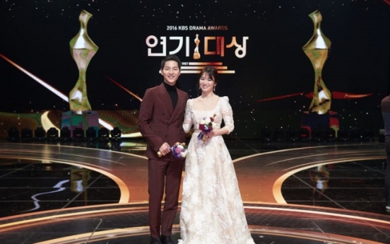 KBS, MBC year-end awards in limbo