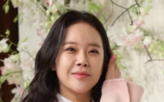 Baek Ji-young apologizes for husband’s drug charges