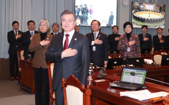 Moon presides over Cabinet video conference for first time