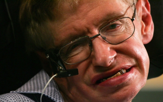 [Newsmaker] Stephen Hawking: a brief history of genius