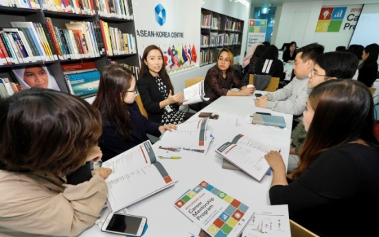 ASEAN students receive tips on landing jobs in Korea