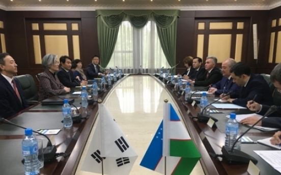 Uzbek president hopes for success in inter-Korean summit, peace on peninsula