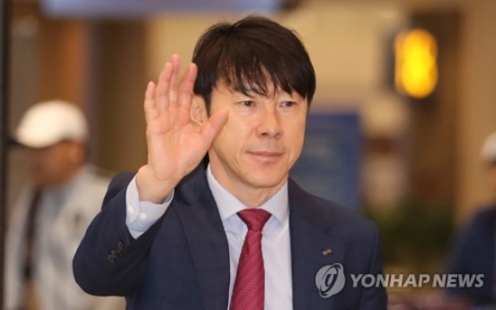 Nat'l football coach says S. Korea's World Cup preparations are on track