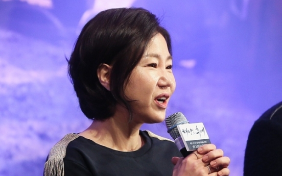 K-drama writer Kim Eun-sook denies divorce rumors