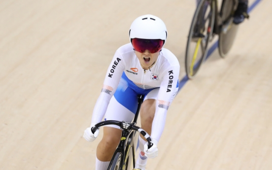 S. Korean cyclist Lee Hye-jin wins silver in women's keirin