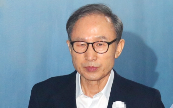 Prosecutors seek 20-year jail term for ex-President Lee Myung-bak