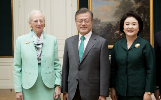 Korean president discusses bilateral ties with Danish queen