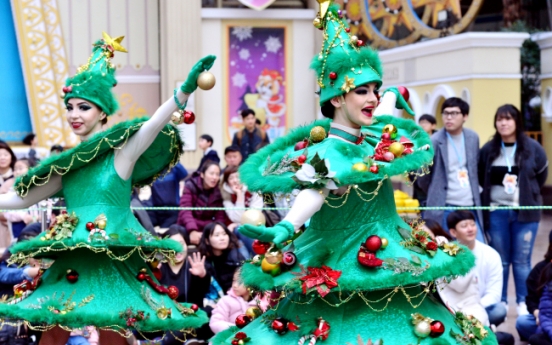 [Photo News] With Christmas near, there is magic in the air