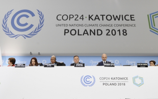 World 'way off course', UN warns at crunch climate summit