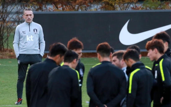 S. Korea football coach says Asian Cup roster open to all players