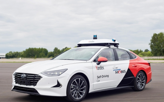 Hyundai Mobis unveils autonomous robotaxi in Russia