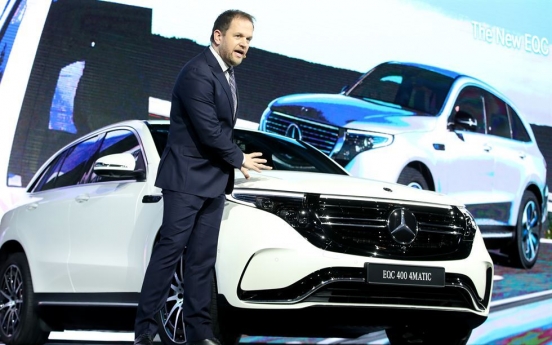 Mercedes-Benz posts No. 3 sales figure, after Hyundai, Kia