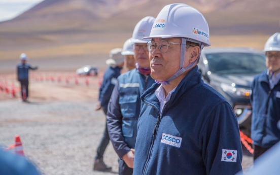 Posco chief visits Argentina to inspect lithium mining site