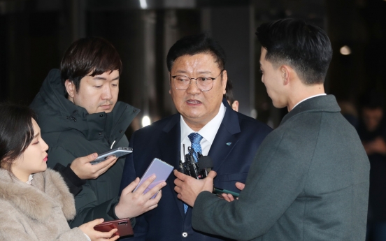 Prosecutors question key witnesses in Ulsan mayoral election scandal