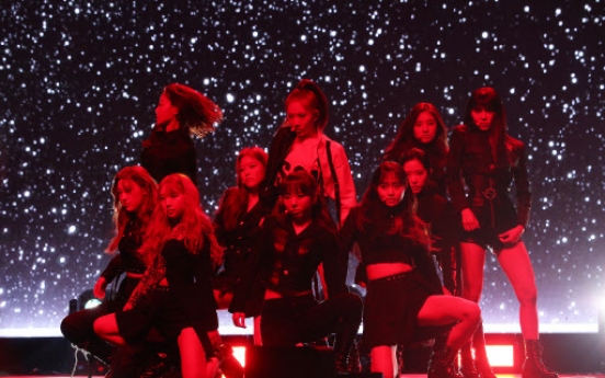 K-pop moguls make new move with girl groups