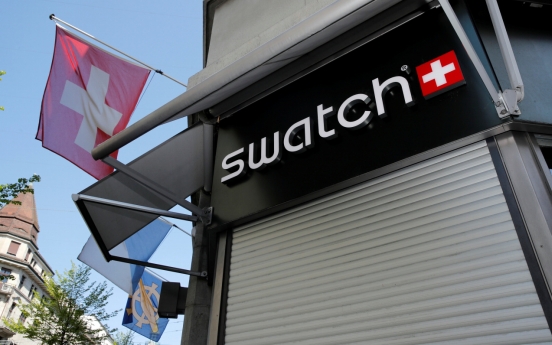 Swiss watchmakers see exports plunge amid pandemic