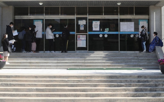 TOEIC site closes without notice, disappointing test-takers