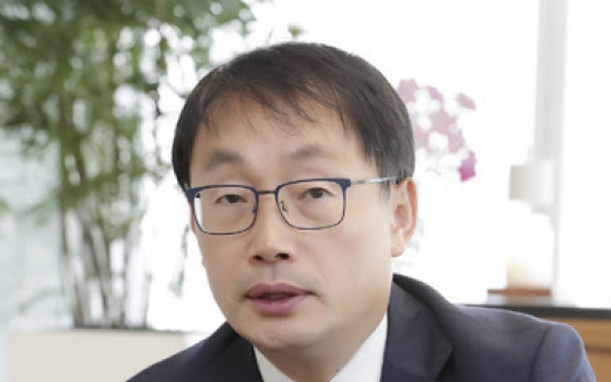 KT CEO urges transformation into platform company