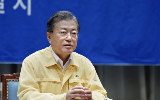 Moon calls on government to use all means necessary to end sabotage of quarantine efforts