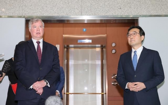 Top S. Korean, US nuclear envoys stress need to resume dialogue with NK
