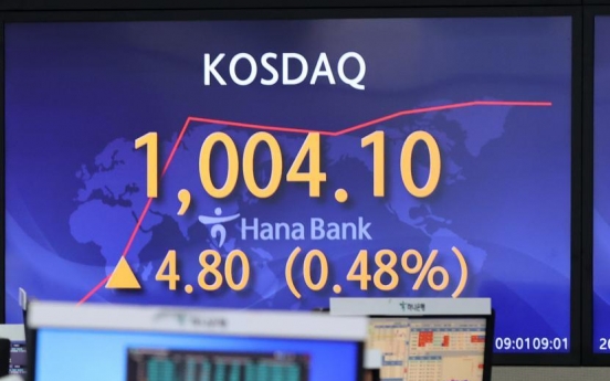 Retail investors push Kosdaq above 1,000 for first time in 20 years