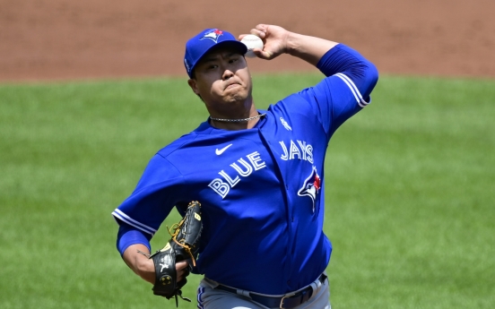 Blue Jays' Ryu Hyun-jin beats Orioles for 1st win of June