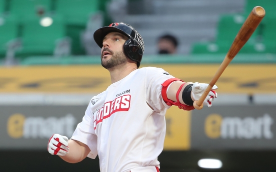 KBO slugger Jamie Romak to be honored as top Canadian baseball player for 2020