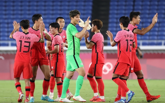 [Tokyo Olympics] S. Korea rout 10-man Honduras to reach men's football quarterfinals