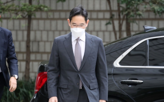 Samsung chief Lee pledges no repeat of drug use