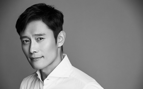 Actor Lee Byung-hun tests positive for COVID-19
