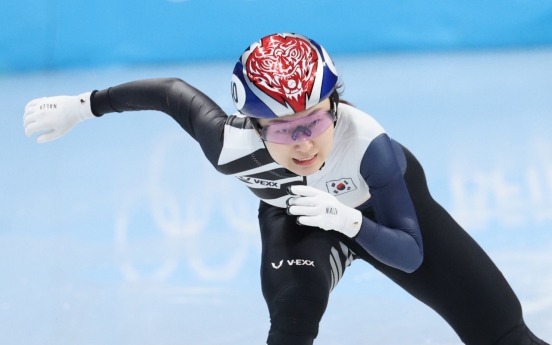 [BEIJING OLYMPICS] Choi Min-jeong shakes off injuries, scandal for hard-fought short track silver