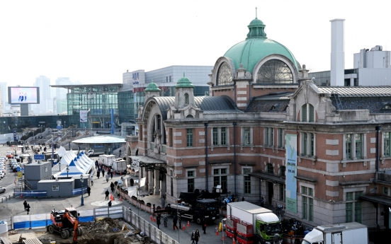 Seoul Station, hub of mass transit and home of the homeless