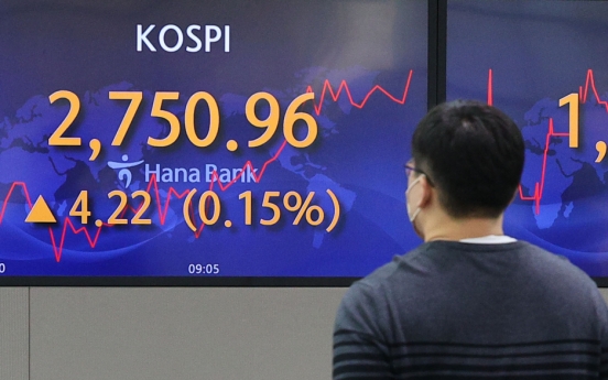 Seoul stocks open higher on financial, tech gains