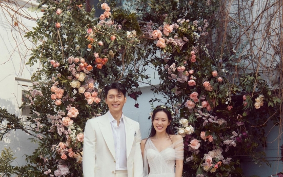 'Crash Landing on You' couple Hyun Bin, Son Ye-jin wed in private ceremony