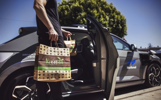 Level 4 self-driving IONIQ 5 starts delivering food in California