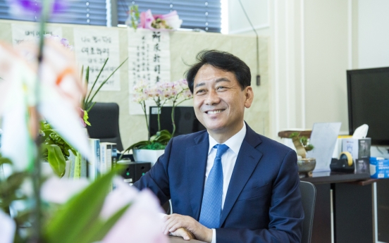 [Herald Interview] Gangwon Province should move past regulations for development says opposition hopeful