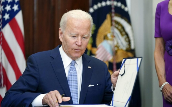 [Newsmaker] Biden signs landmark gun measure, says 'lives will be saved'