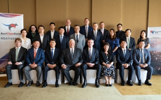 New South Wales PM meets businessmen in Seoul at AustCham event