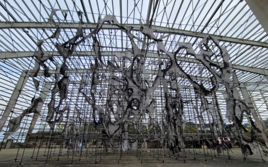 [Weekender] Unseen sides of Busan shown at Busan Biennale 2022