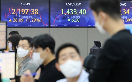 Seoul shares open higher after rout amid recession fears