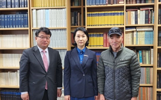 Seoul’s North Korea human rights envoy speaks with Lee Dae-jun family
