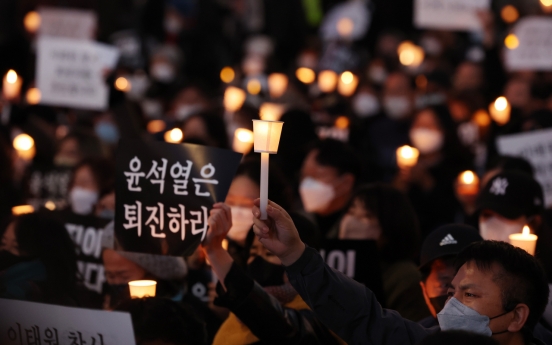 Politics encroaches on mourning for victims of Itaewon tragedy