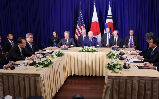 Korea, US, Japan leaders agree to strengthen cooperation against NK threats